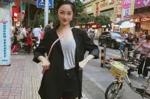 “西贝被曝将彻底倒闭”登上热搜客服回应称目前全国门店均正常运营、恳请大家理性看待网络信息