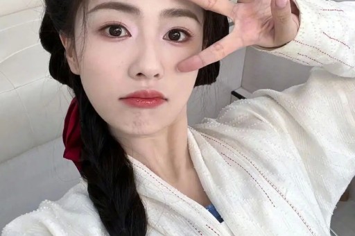 运动优雅的风吹到了澳门全新昊铂S600闪耀微博文化交流之夜