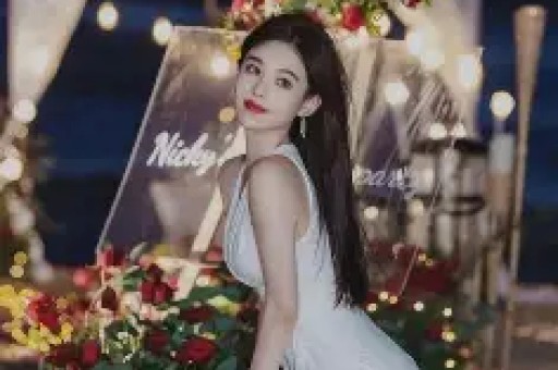 娱乐圈小八卦：明星动态与内幕揭秘